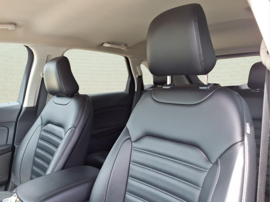 2023 Ford Edge SEL - Photo 16