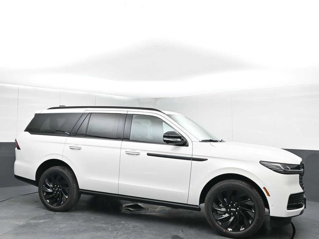 2025 Lincoln Navigator Reserve's photo
