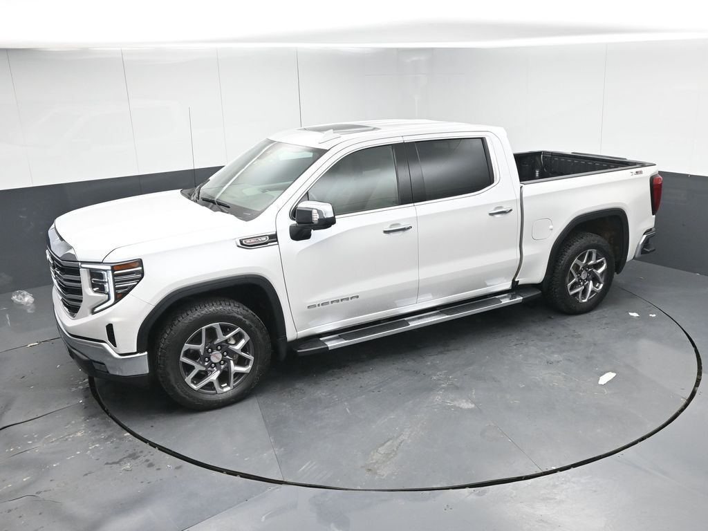 2025 GMC Sierra 1500 SLT - Photo 23