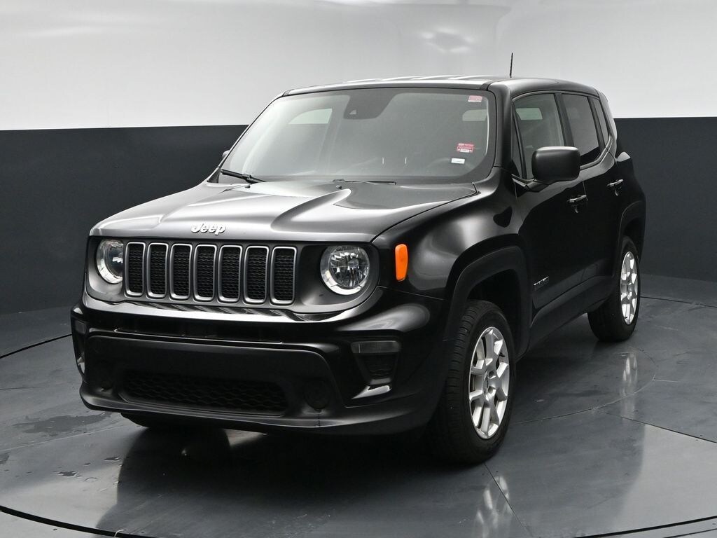 Used 2023 Jeep Renegade Latitude SUV
