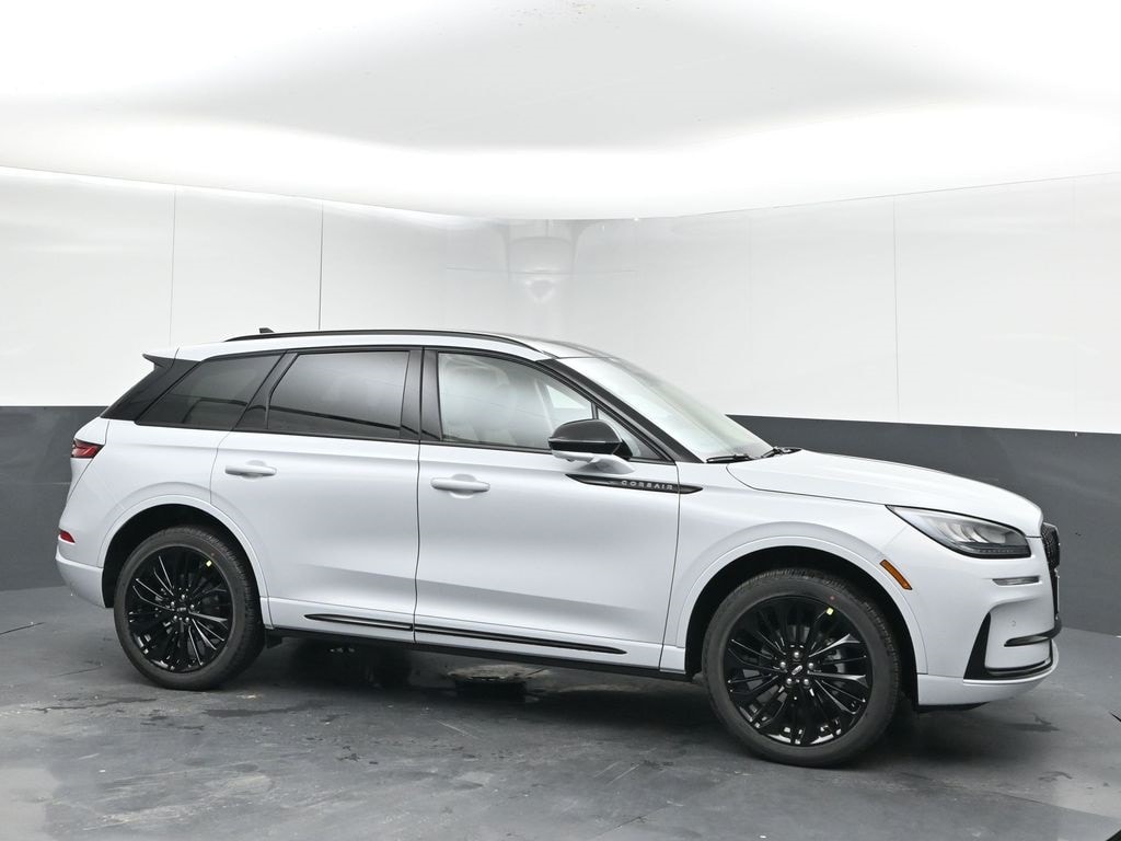 2026 Lincoln Corsair Premiere's photo