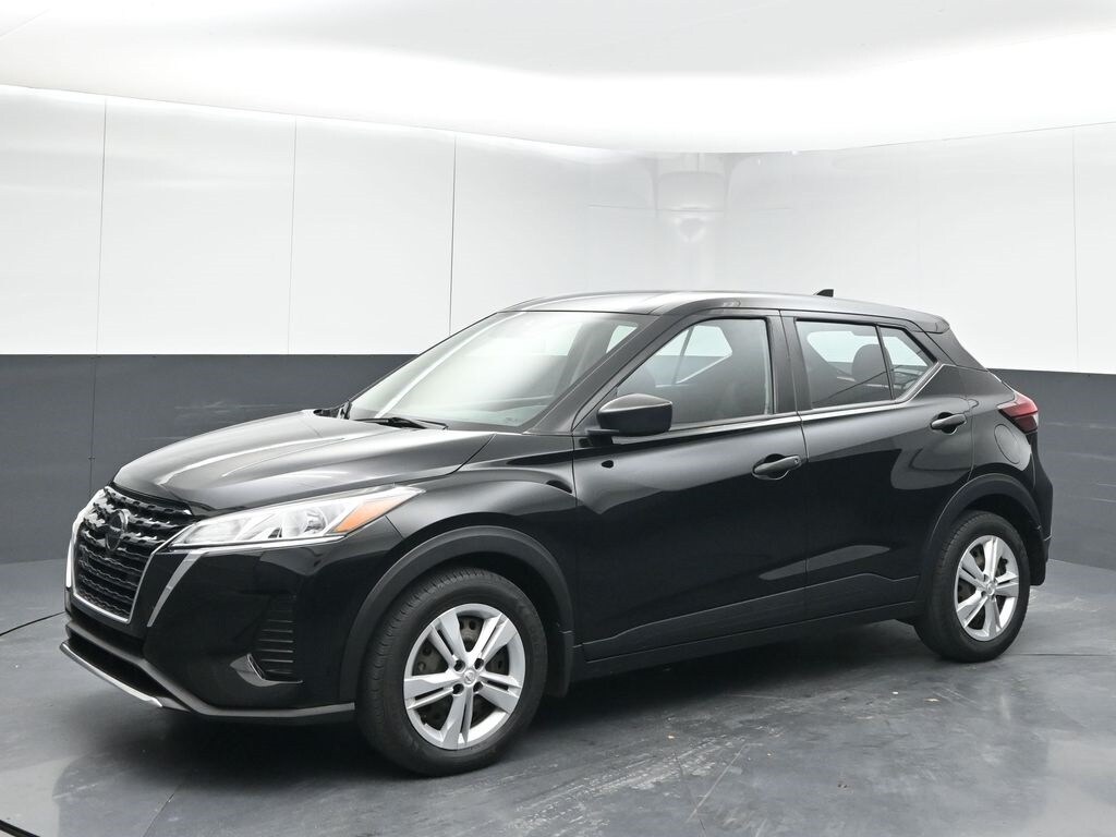 Used 2021 Nissan Kicks S SUV