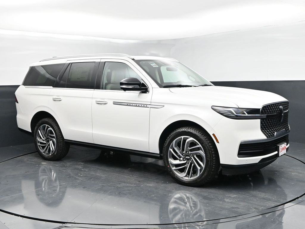 2026 Lincoln Navigator Reserve 4WD's photo