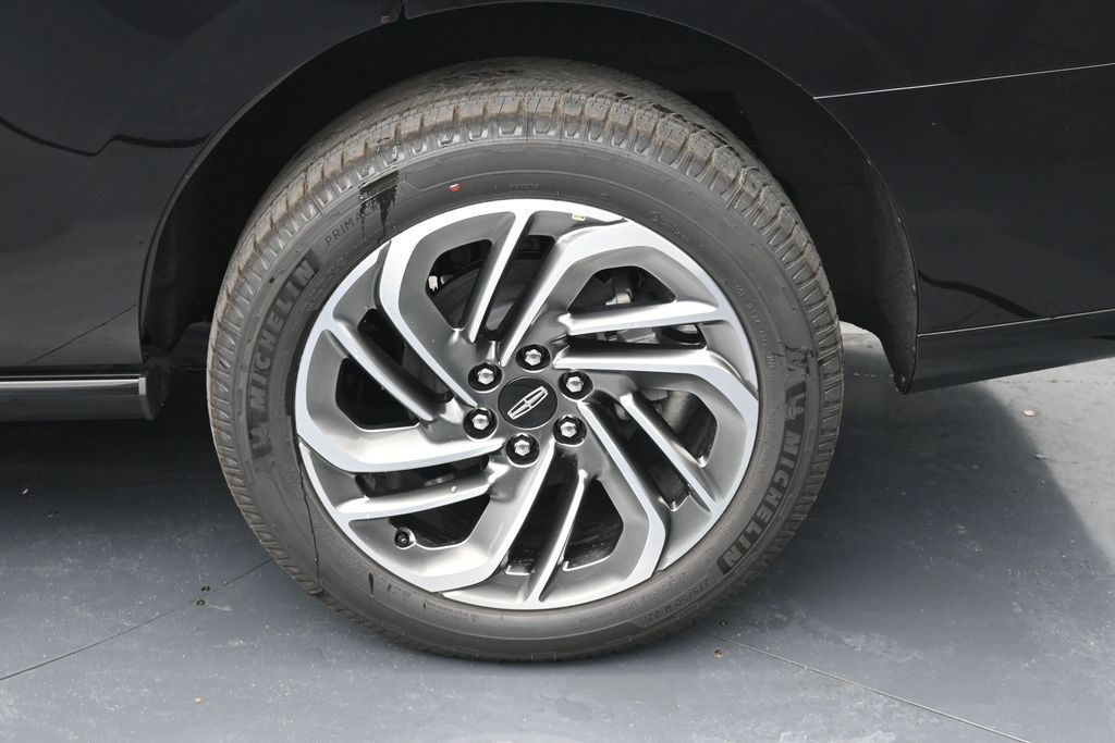 2027 Lincoln Navigator Reserve - Photo 9