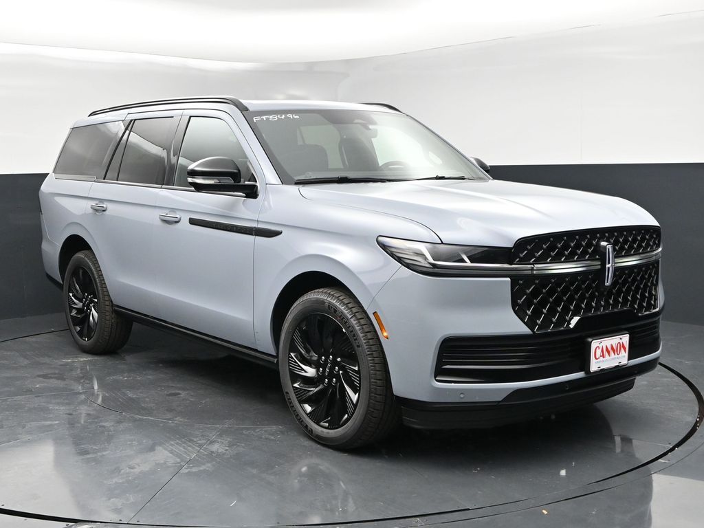 2026 Lincoln Navigator Reserve 4WD's photo