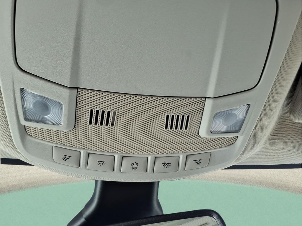 2023 Ford Edge SEL - Photo 26