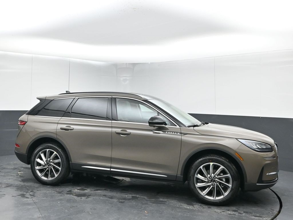 2026 Lincoln Corsair Premiere's photo