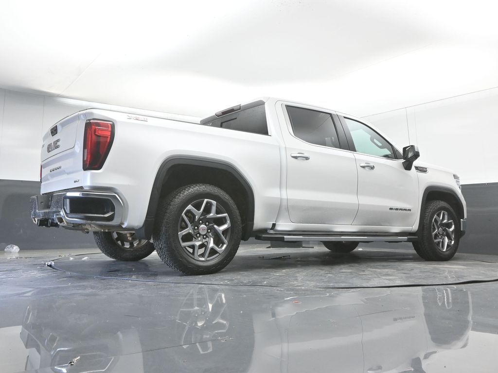 2025 GMC Sierra 1500 SLT - Photo 34