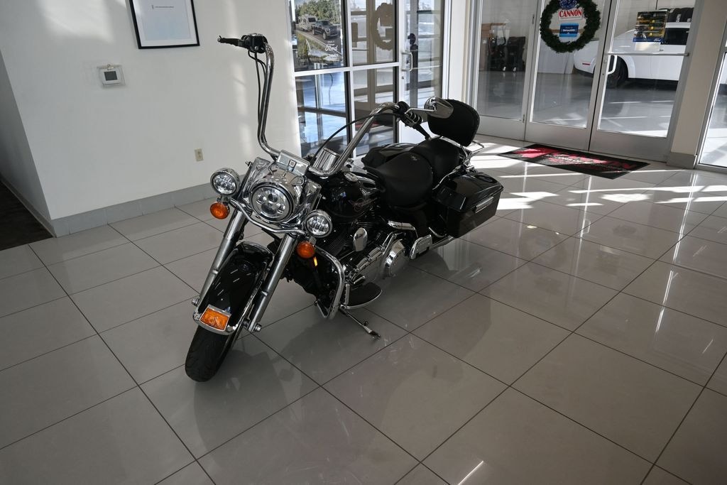 Used 2007 Harley-Davidson Touring Motorcycle
