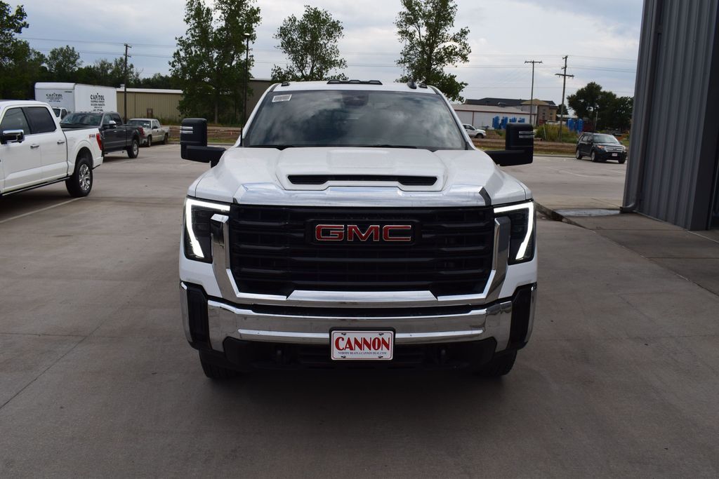 2024 GMC Sierra 3500HD Pro
