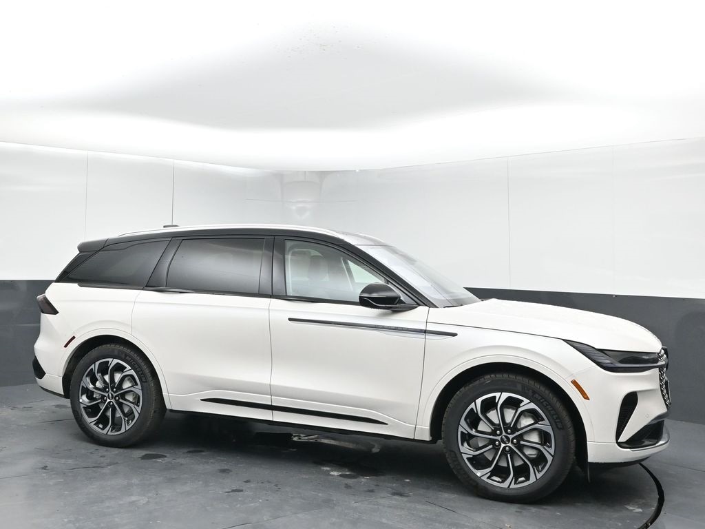 2026 Lincoln Nautilus Reserve's photo