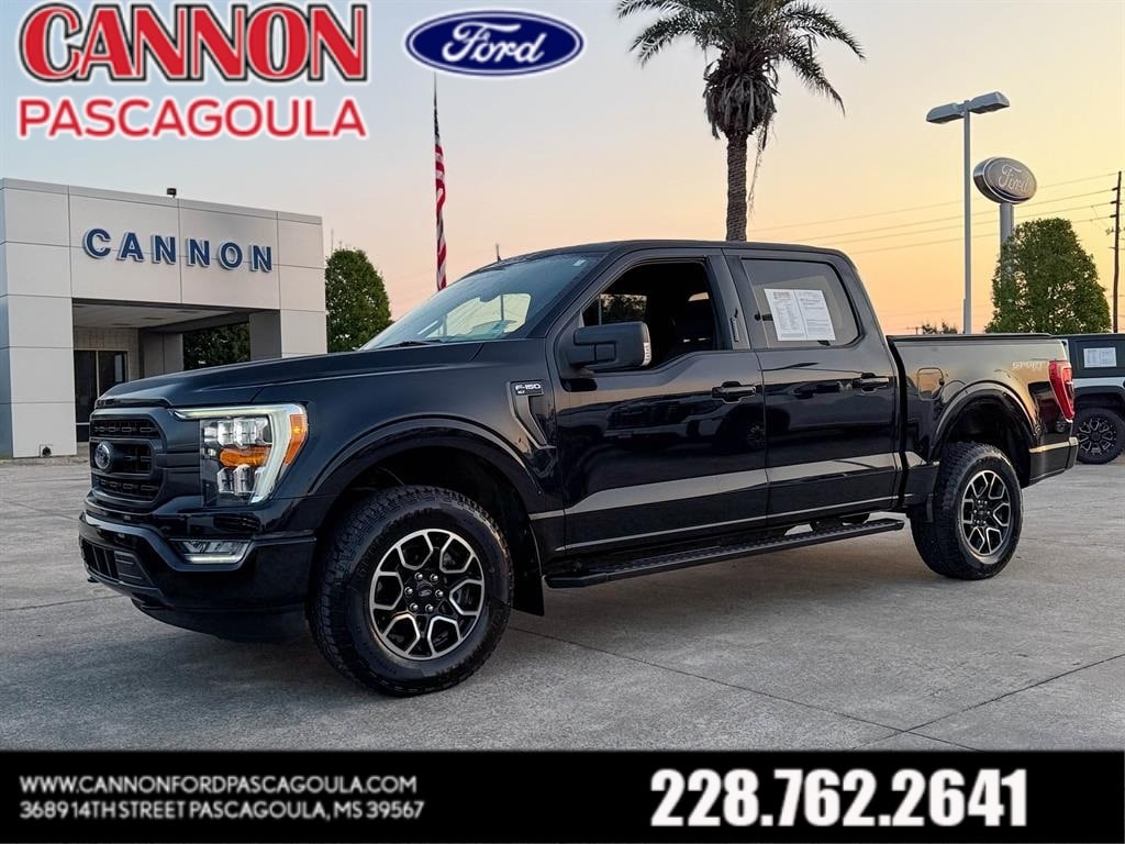 2022 Ford F-150 XLT's photo