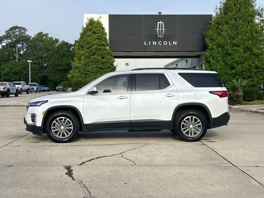 Used 2023 Chevrolet Traverse LT SUV