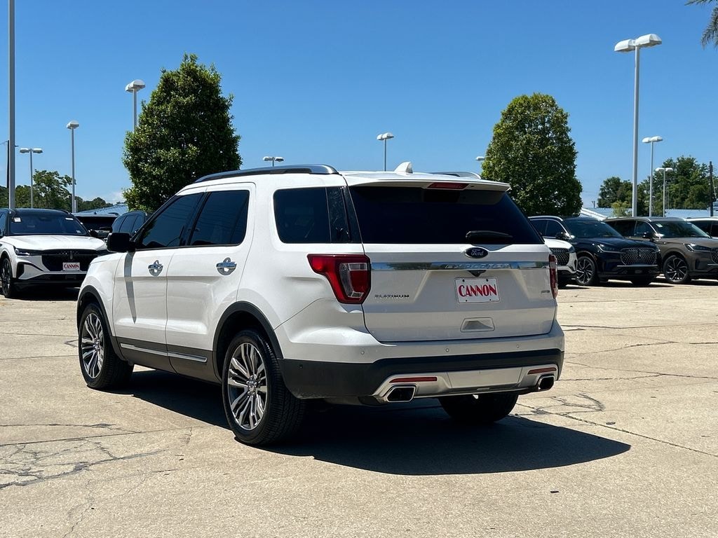 Used 2017 Ford Explorer Platinum SUV