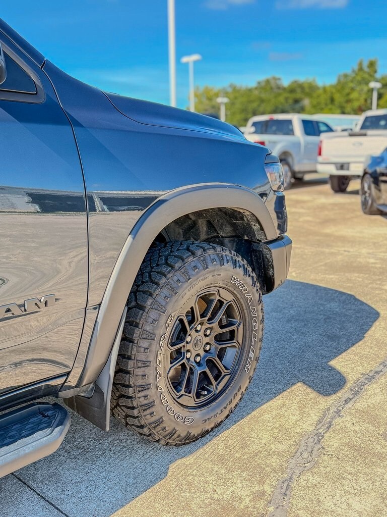 2025 Ram 1500 Rebel photo 4