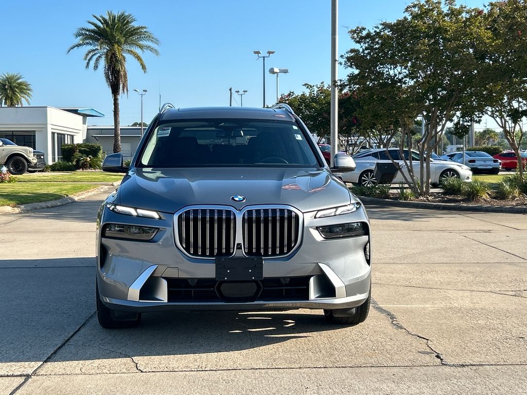 2025 BMW X7 40i - Photo 10