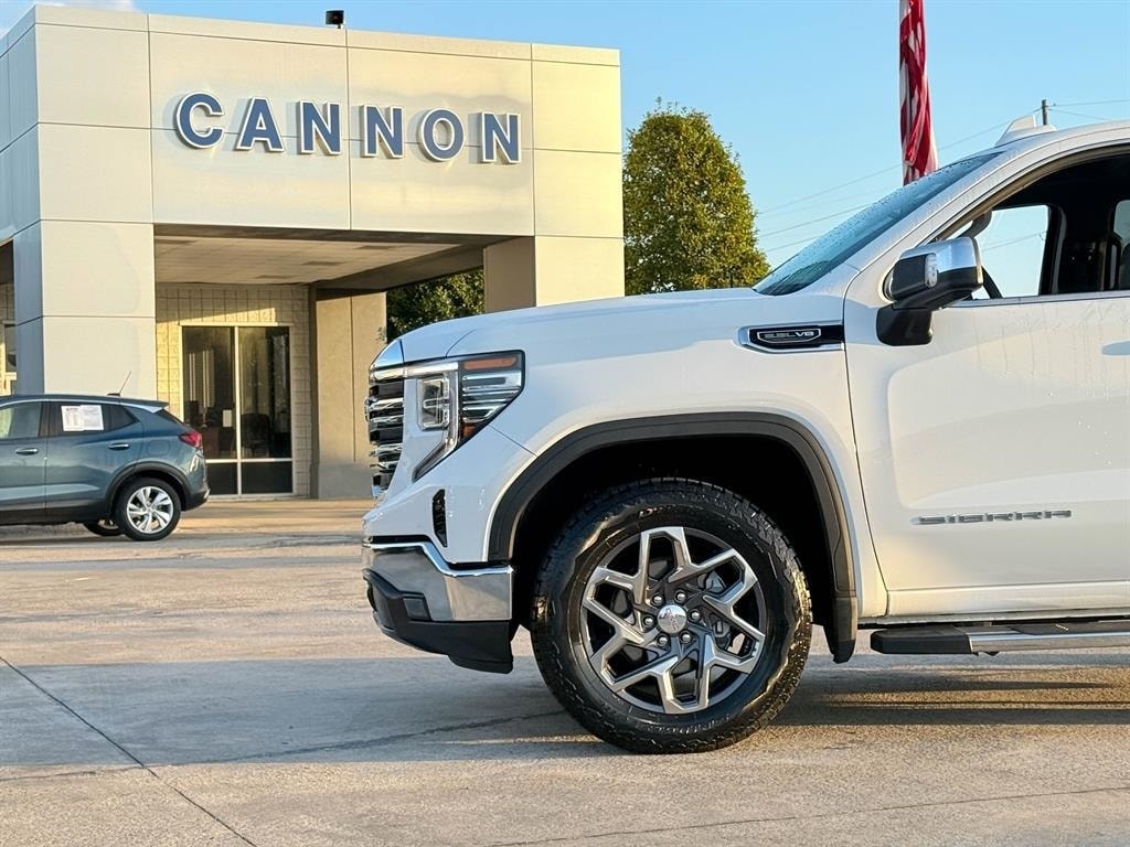 Used 2025 GMC Sierra 1500 SLT Truck