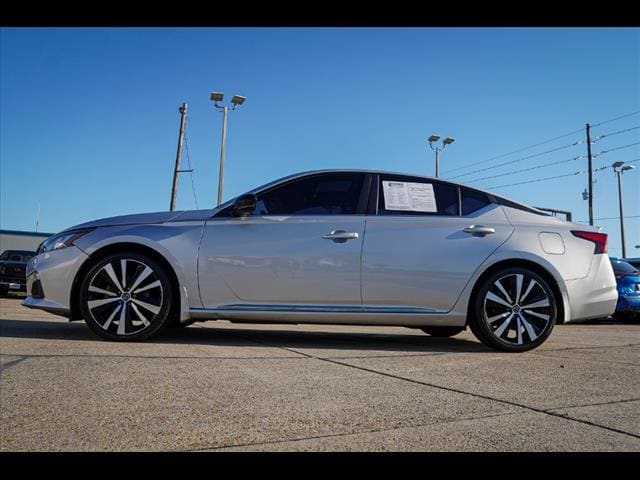 Used 2020 Nissan Altima SR with VIN 1N4BL4CV1LN302392 for sale in Pascagoula, MS