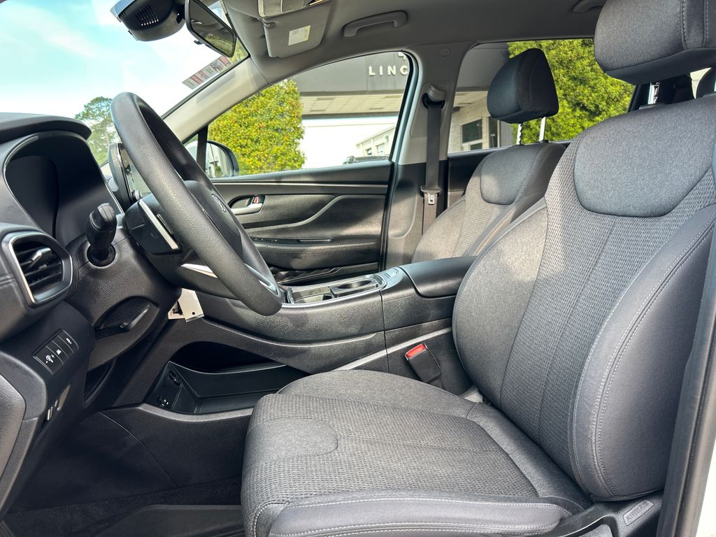 2023 Hyundai Santa Fe SE - Photo 13