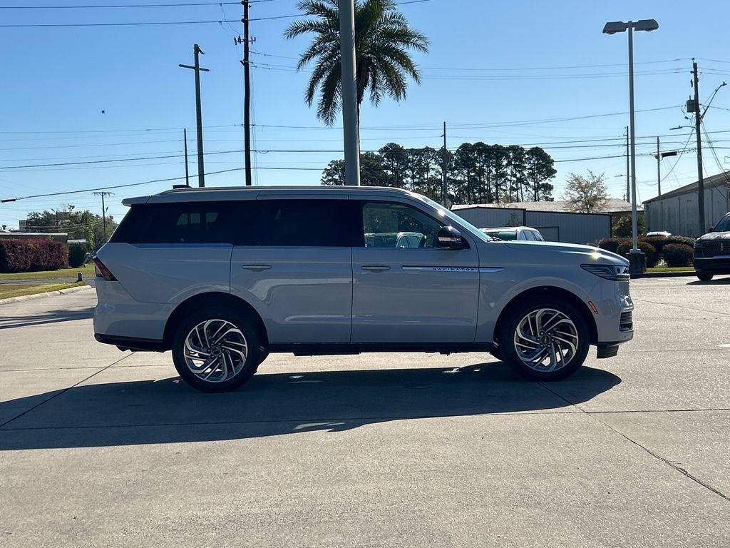 2026 Lincoln Navigator Reserve - Photo 7