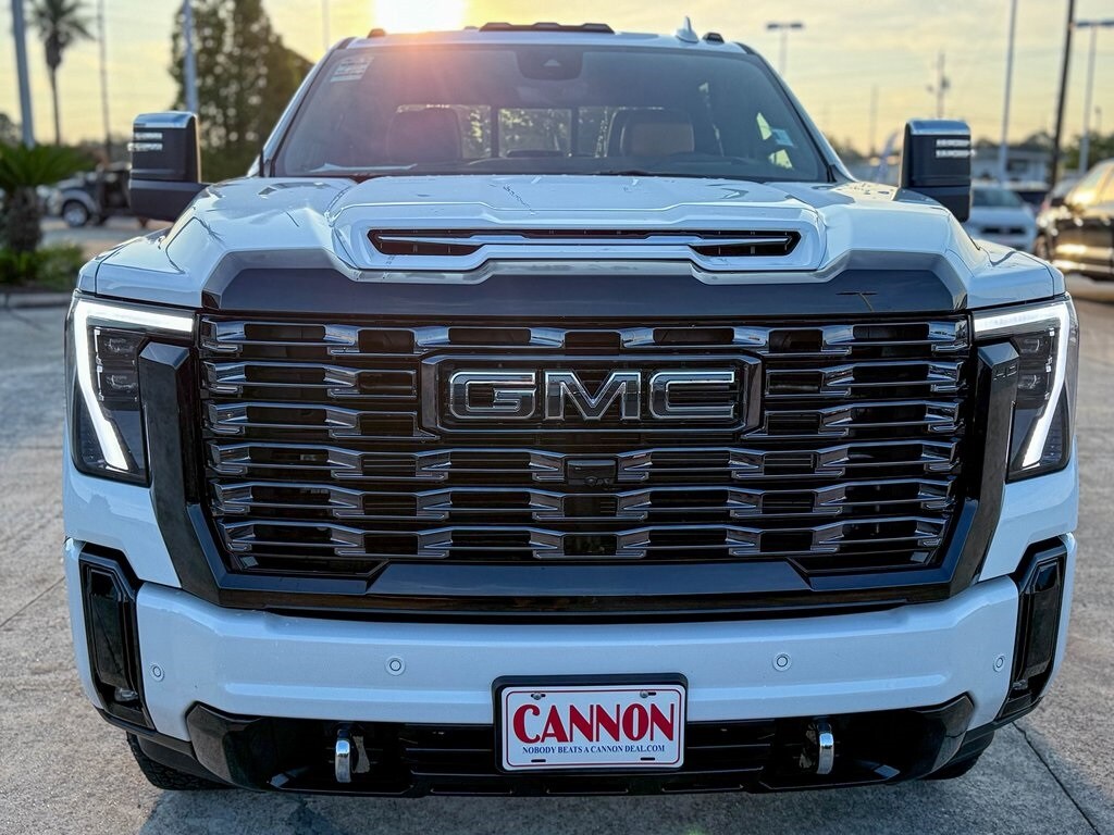 2025 Gmc Sierra 2500 HD Denali Ultimate photo 2