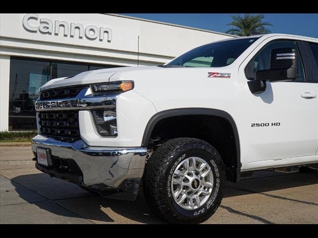 Used 2021 Chevrolet Silverado 2500HD LT with VIN 1GC4YNEY2MF180090 for sale in Pascagoula, MS