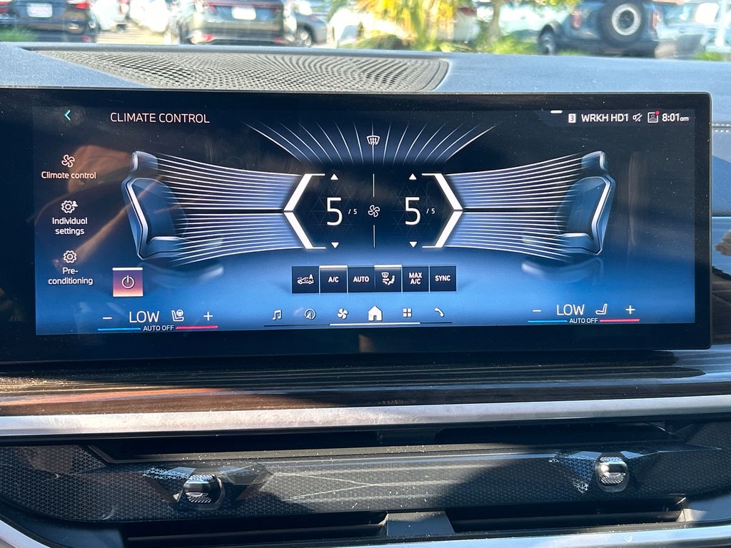 2025 BMW X7 40i - Photo 19