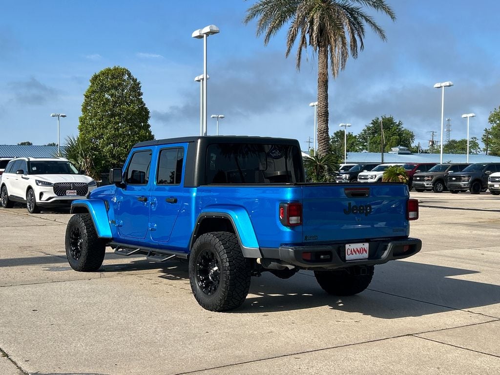 Used 2021 Jeep Gladiator Sport Truck