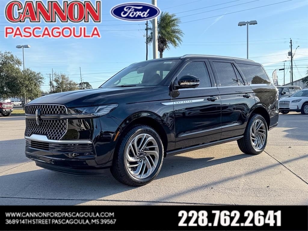 2025 Lincoln Navigator Reserve's photo