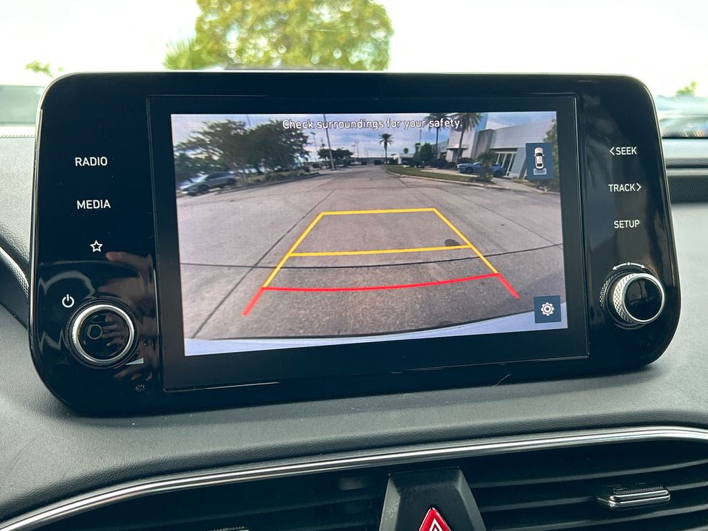 2023 Hyundai Santa Fe SE - Photo 18