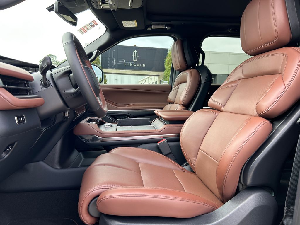 2025 Lincoln Navigator Reserve - Photo 11