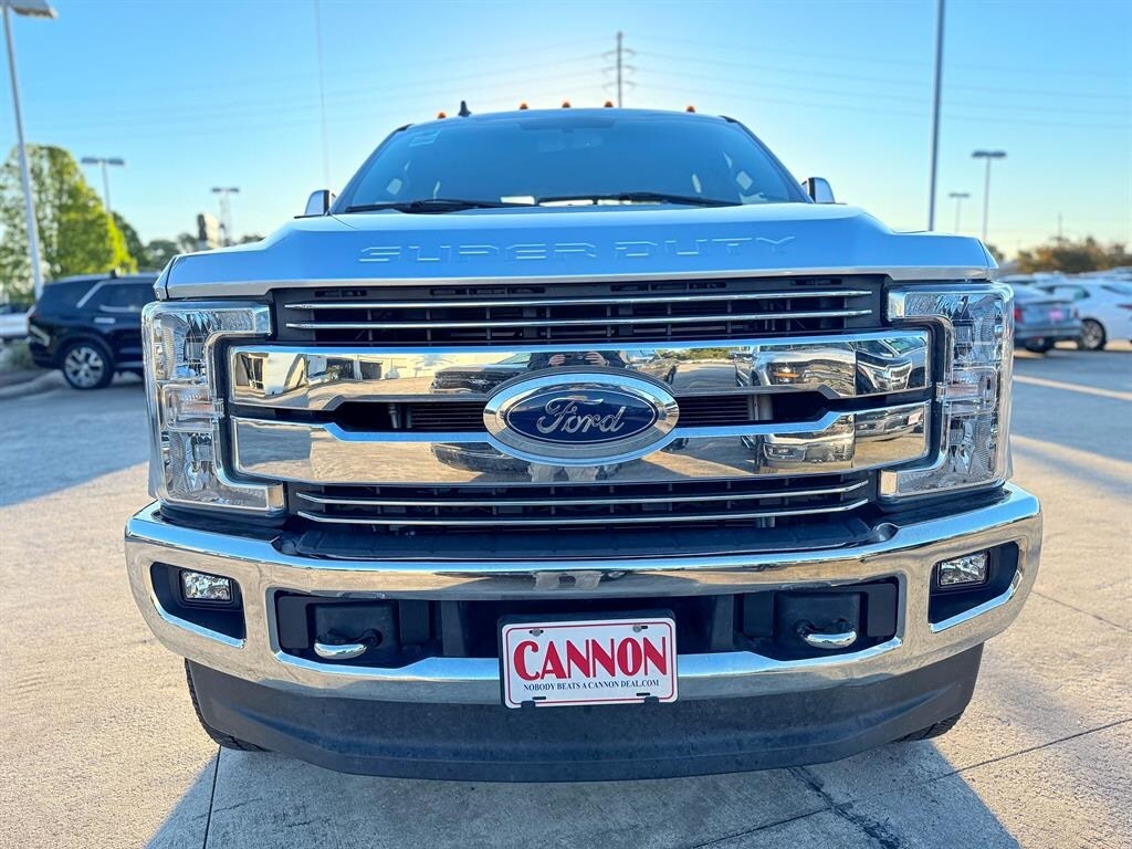 2019 Ford F-250 Lariat photo 4
