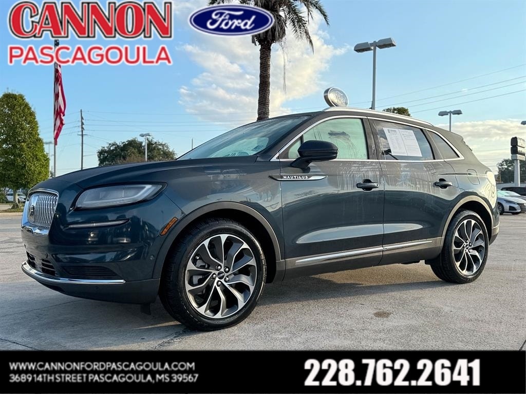 2021 Lincoln Nautilus Reserve's photo