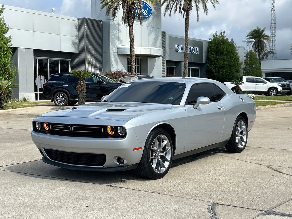 2022 Dodge Challenger SXT Auto's photo