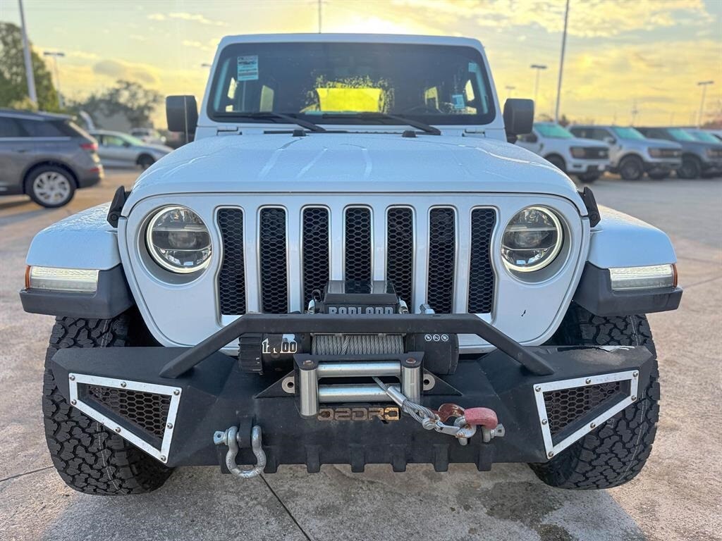 2021 Jeep Wrangler Unlimited Sahara photo 3