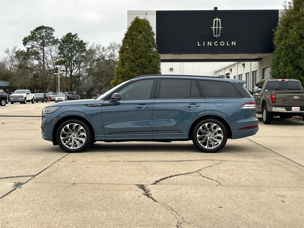 New 2026 Lincoln Aviator Premiere SUV