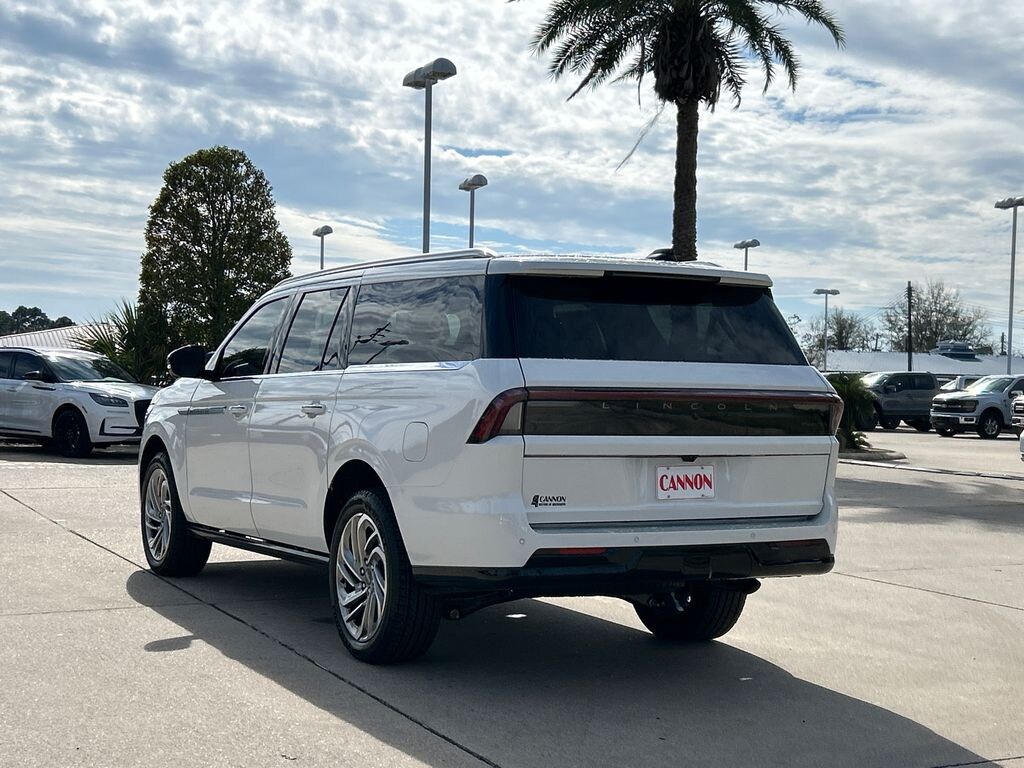 New 2026 Lincoln Navigator L Reserve SUV