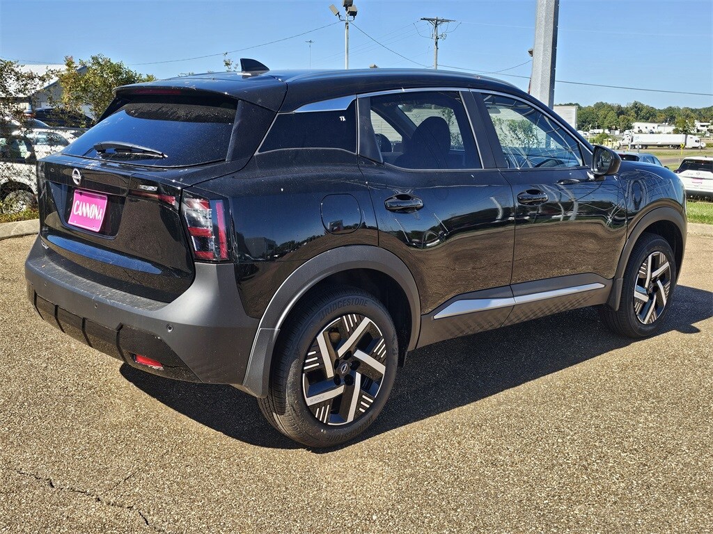 2026 Nissan Kicks SV photo 2