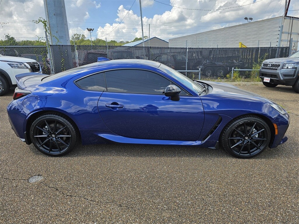 2025 Toyota GR86 Premium photo 3