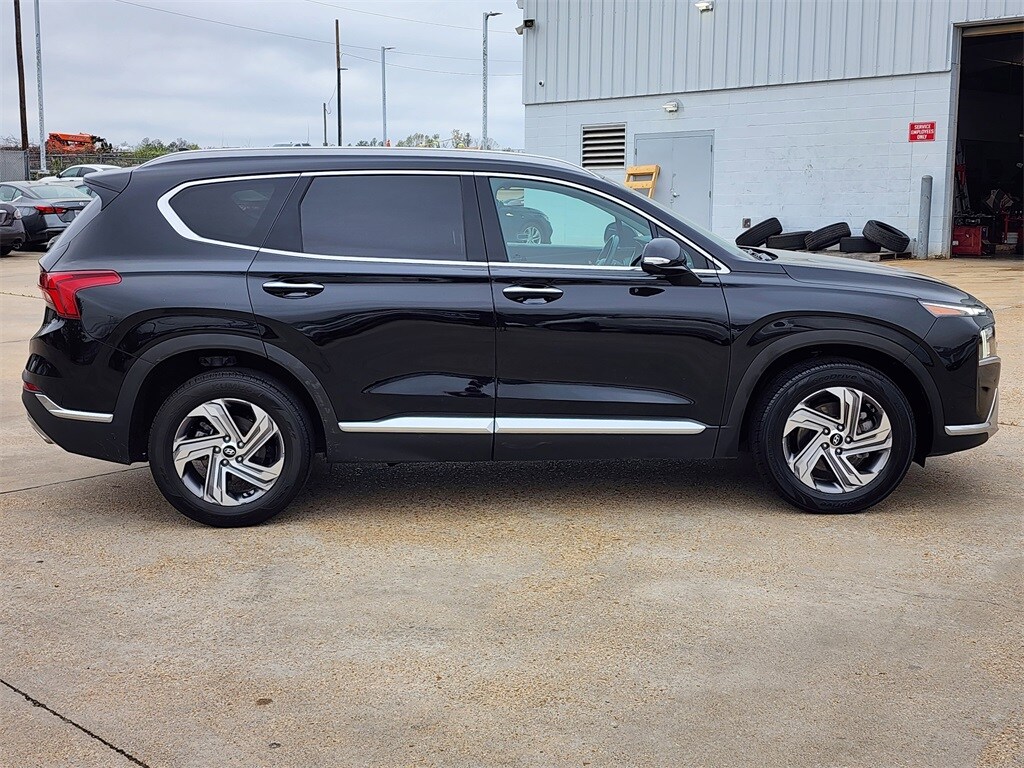 2023 Hyundai Santa Fe SEL Premium photo 2