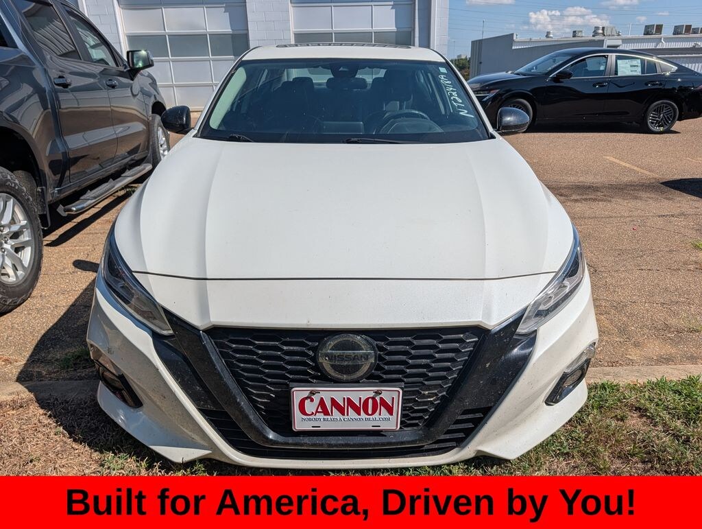 Used 2022 Nissan Altima 2.5 SR Sedan