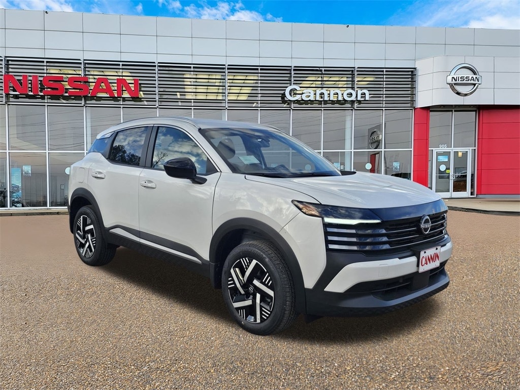 2026 Nissan KICKS SV's photo