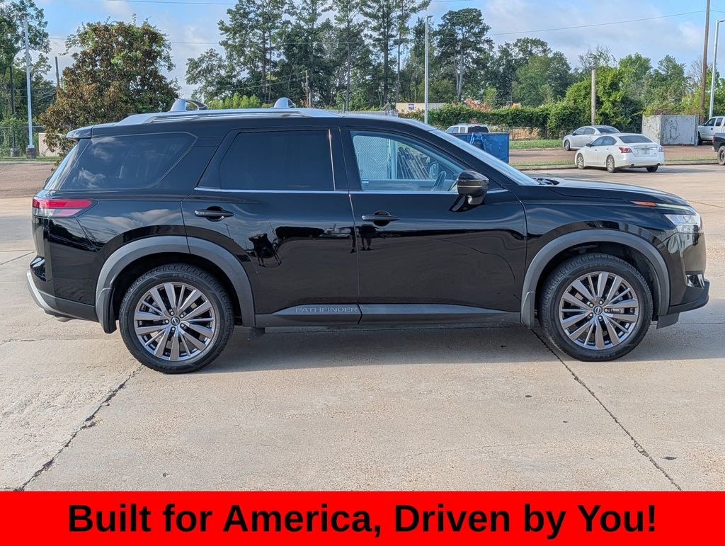 Used 2023 Nissan Pathfinder SL SUV
