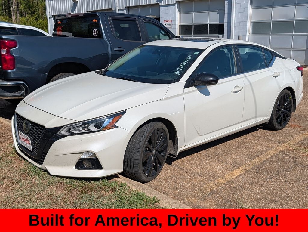 Used 2022 Nissan Altima 2.5 SR Sedan