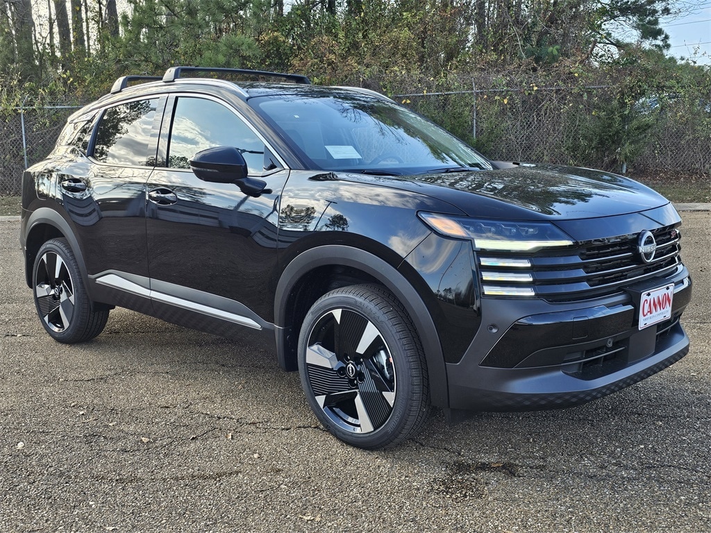 2026 Nissan KICKS SR's photo