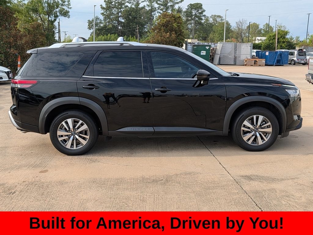 Used 2023 Nissan Pathfinder SL SUV