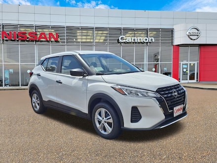 2025 Nissan Kicks Play S SUV