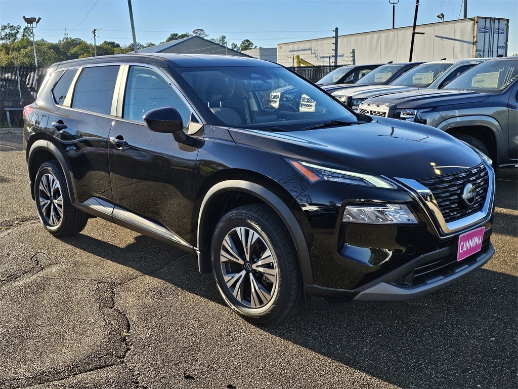 Used 2023 Nissan Rogue SV SUV