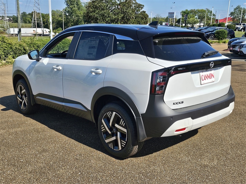 New 2026 Nissan Kicks SV SUV