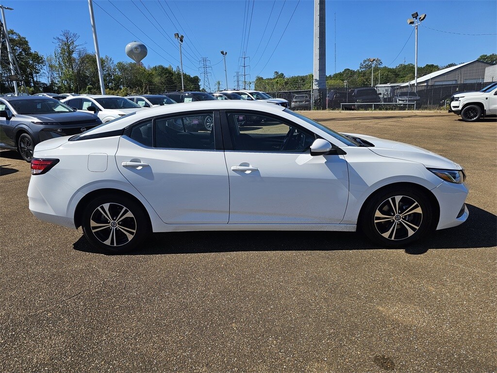 2023 Nissan Sentra SV photo 3